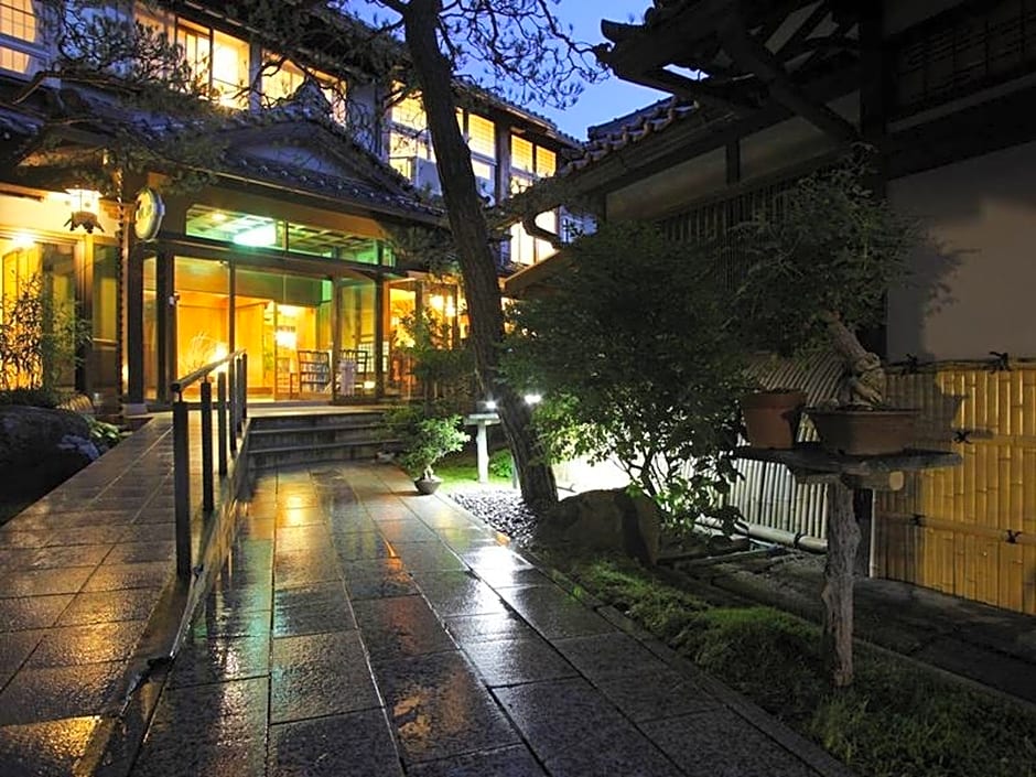 Ryokan Hanaougi Bettei Iiyama