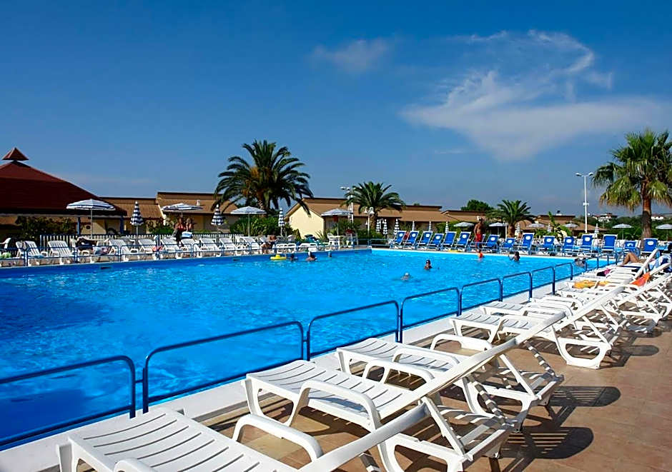 Villaggio Hotel Club La Pace