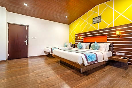 Mountain View Classic Room