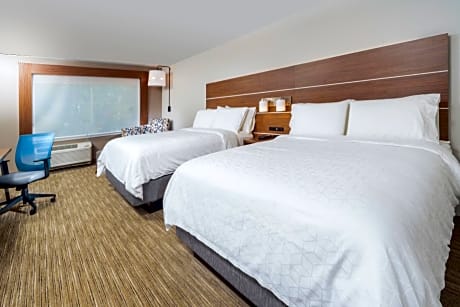 Standard Queen Room with Two Queen Beds