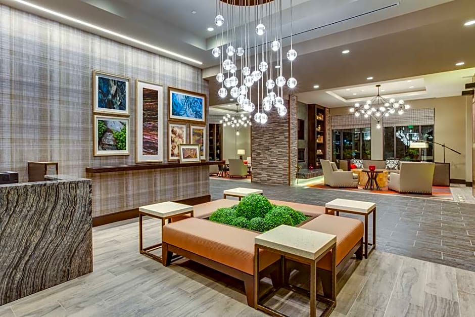 Homewood Suites by Hilton Savannah Historic District/Riverfront