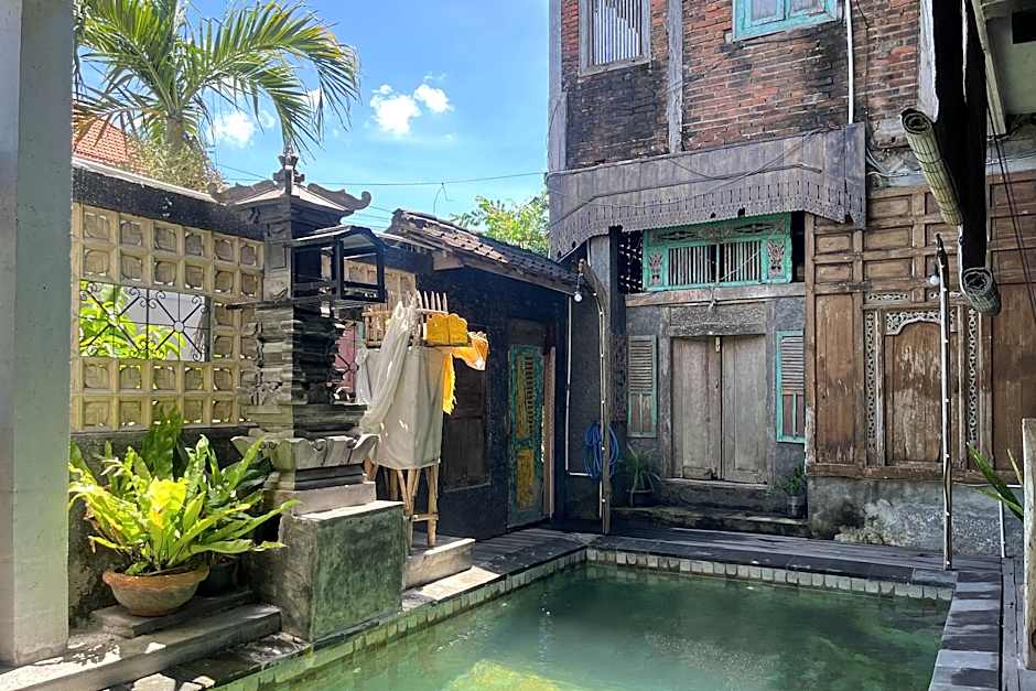 TwoSpaces Living at Bunga Desa, Jimbaran
