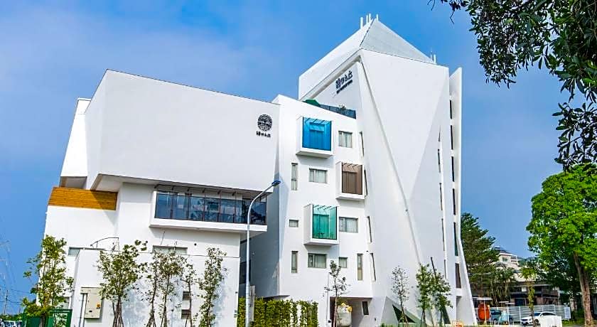Sun Dialogue Hotel-By Cosmos Creation