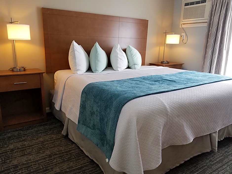 Hampton Village Inn