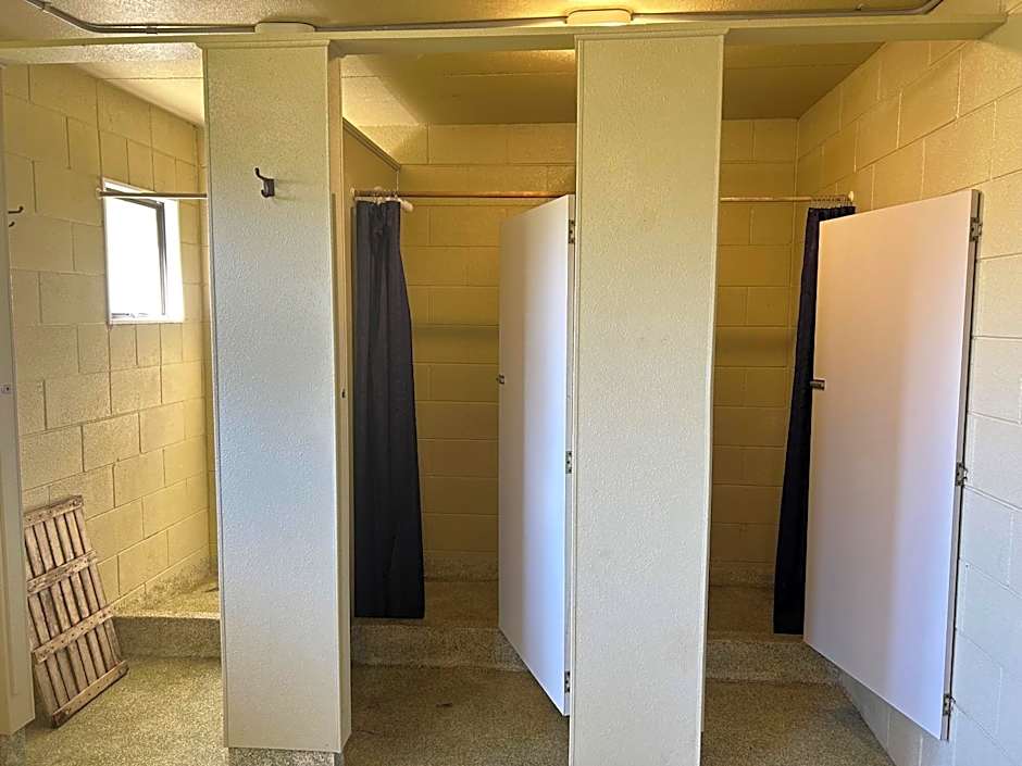 The Hobbit Motorlodge