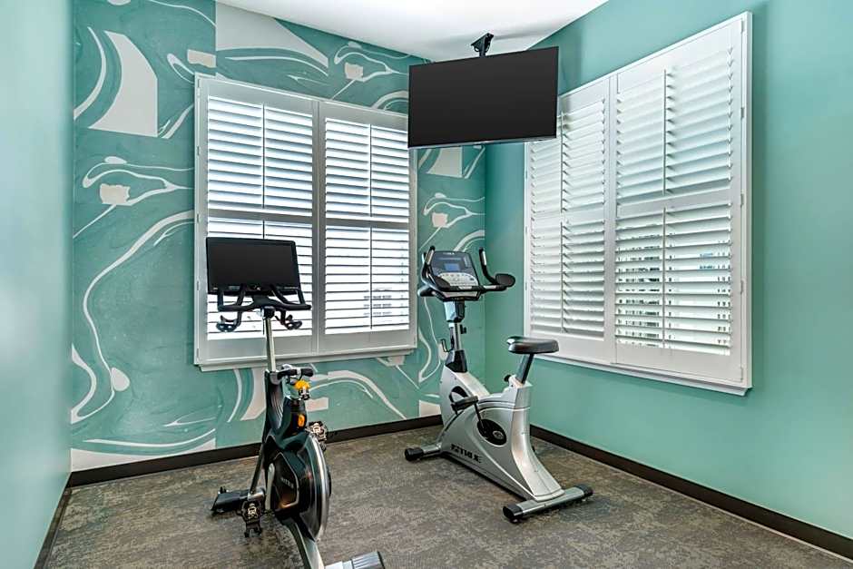 Best Western Plus Capitola By-The-Sea Inn & Suites