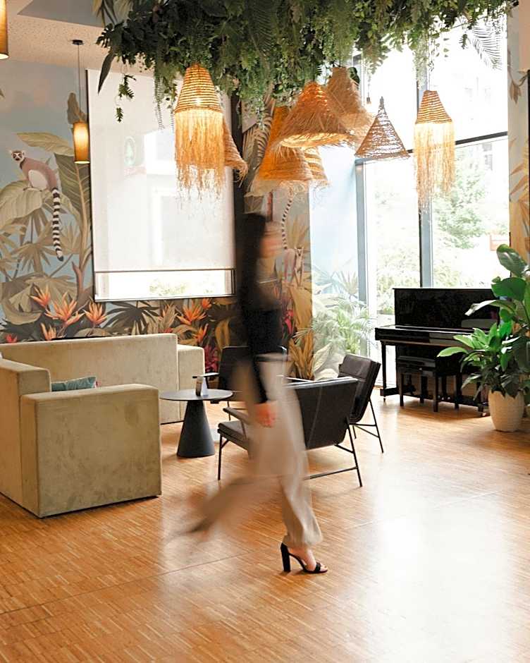 Dean's College Hotel