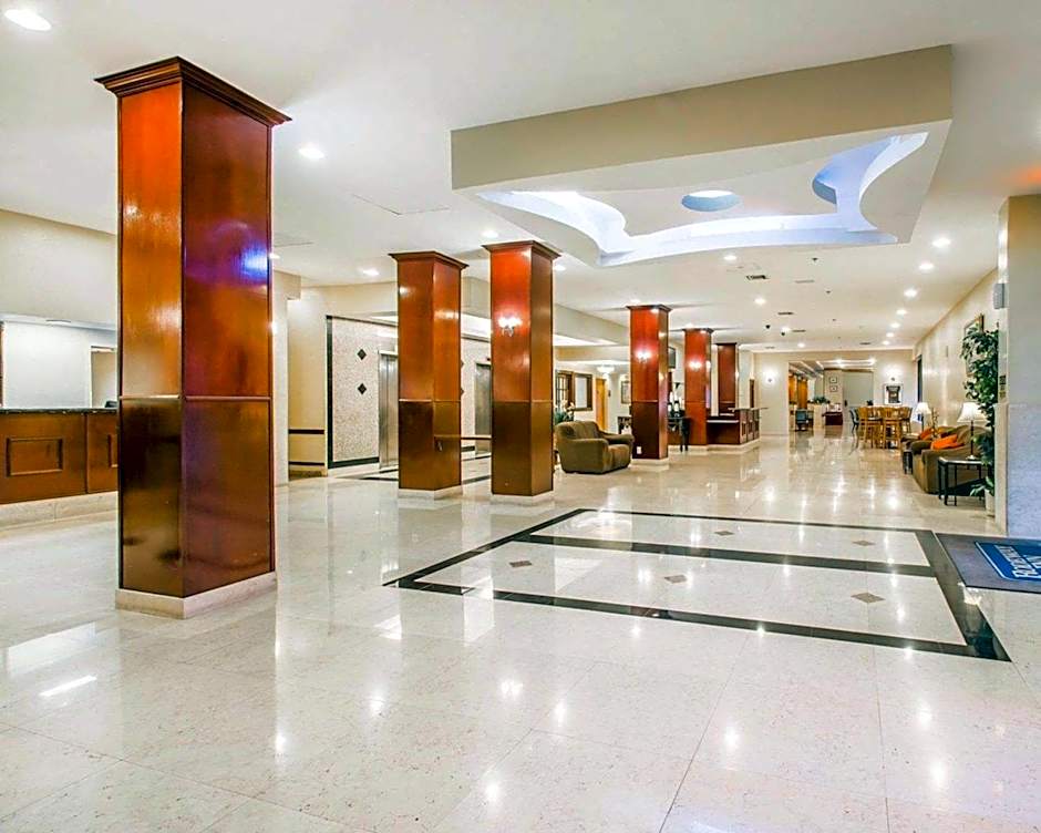 North Miami Beach Gardens Inn & Suites