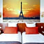 Alyss Saphir Cambronne Eiffel