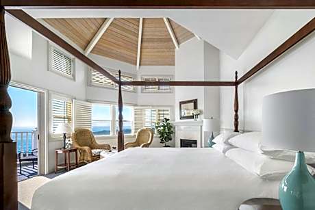 Luxury Tower Guestroom