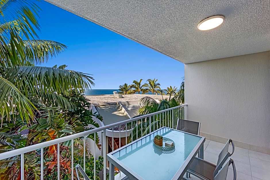 La Mer Sunshine Beachfront