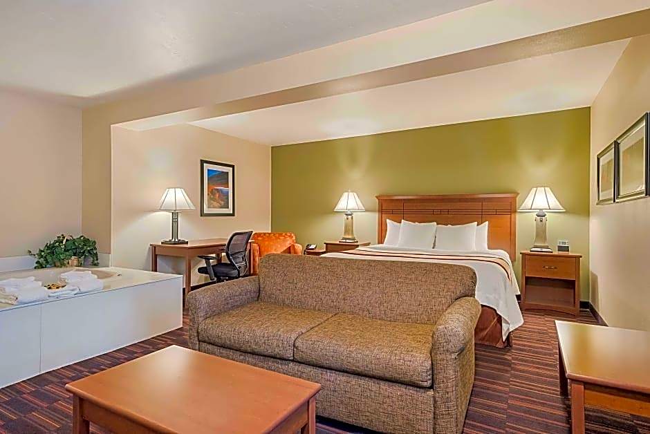 Best Western Town And Country Inn