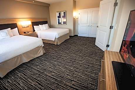 One Bedroom Double Queen Suite with Sofa Bed