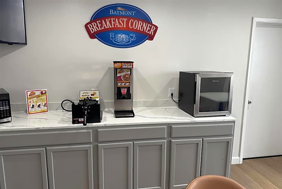 Baymont by Wyndham Henrietta/Rochester