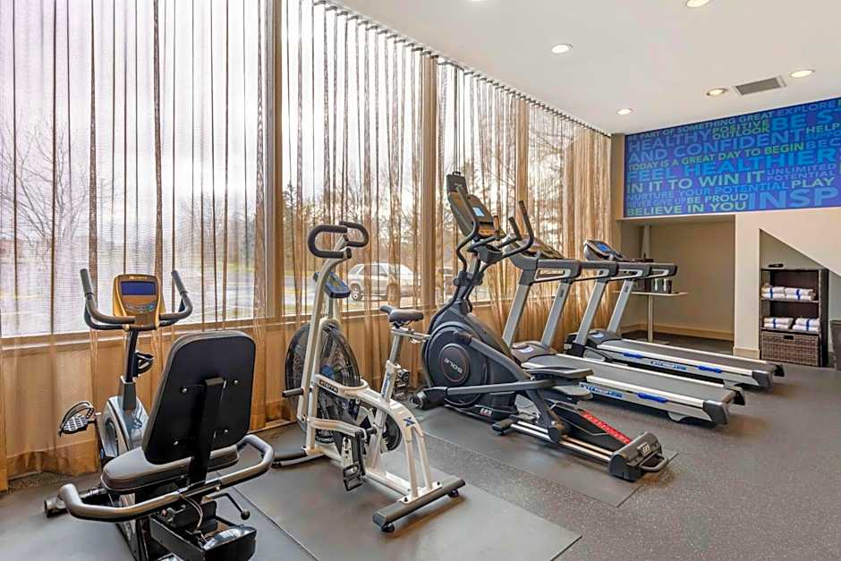 Brooklyn Center Hotel & Conference Center