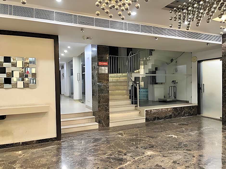 The Prime Balaji Deluxe @ New Delhi Railway Station Hotel