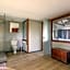 Hog Hollow Country Lodge