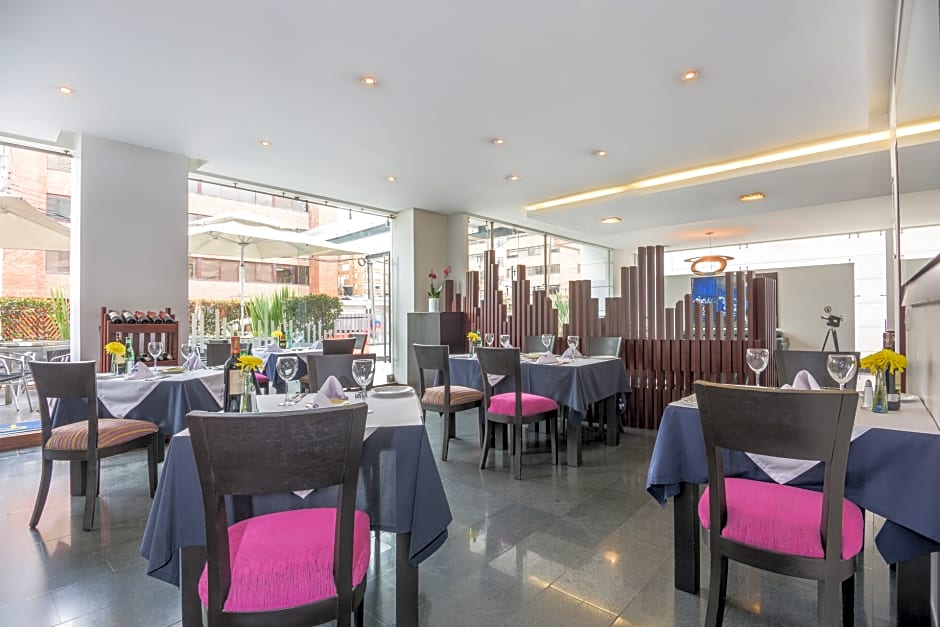 NH Bogota Urban 93 Royal