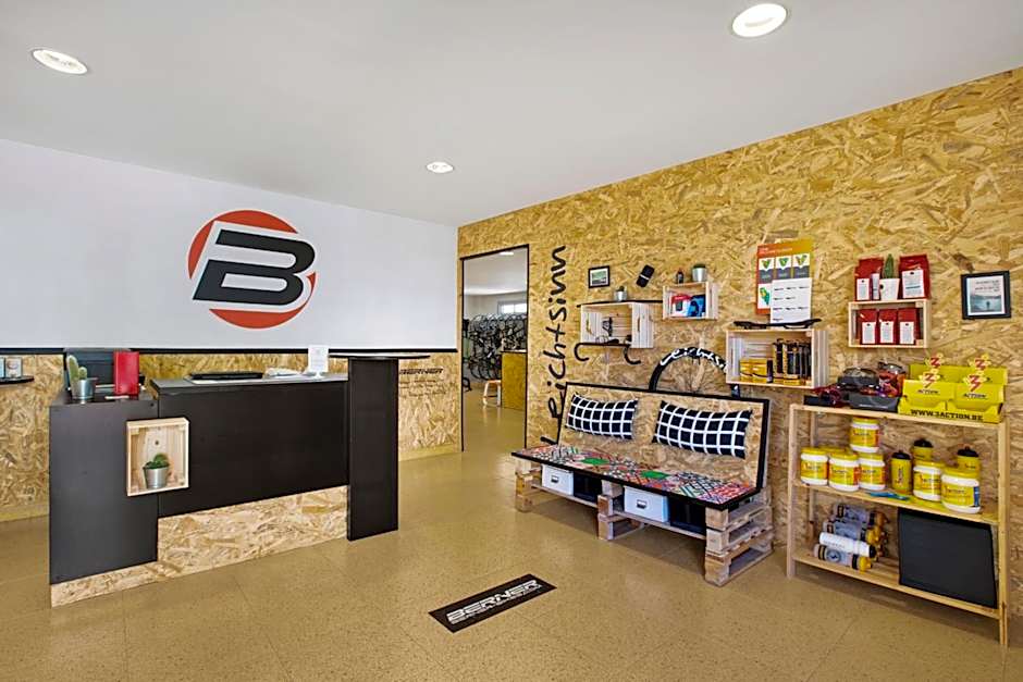 THB El Cid - Adults Only