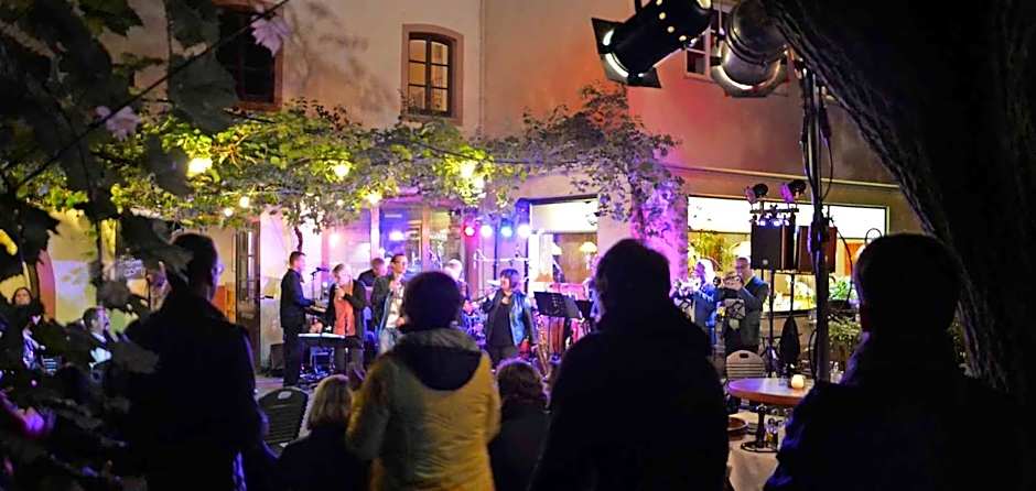 Hotel und Weingut Karlsmühle