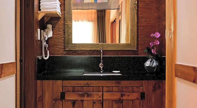 Wangyijimil Hanok Hotel