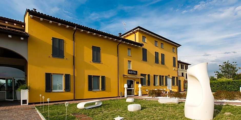 Hotel Forlanini 52