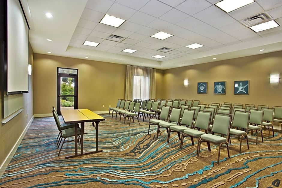 Courtyard by Marriott Gulfport Beachfront