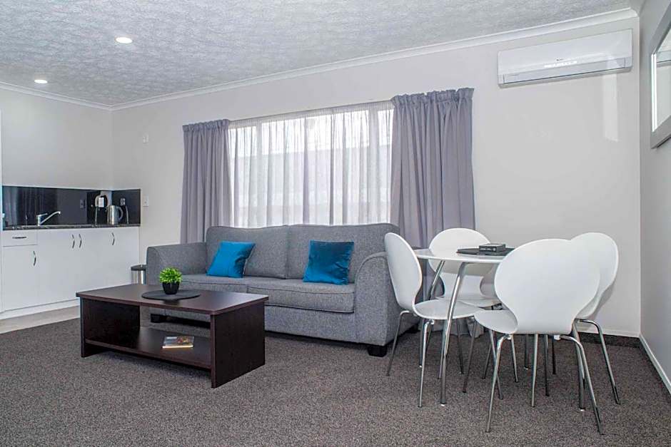 White Heron Motor Lodge