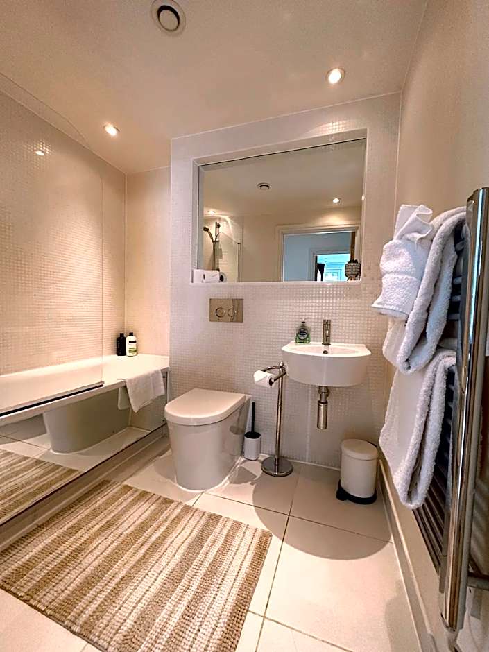 Canary Wharf - Luxury Apartments