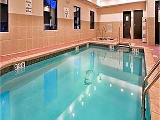 Holiday Inn Express Hotel & Suites Guthrie North Edmond, an IHG Hotel