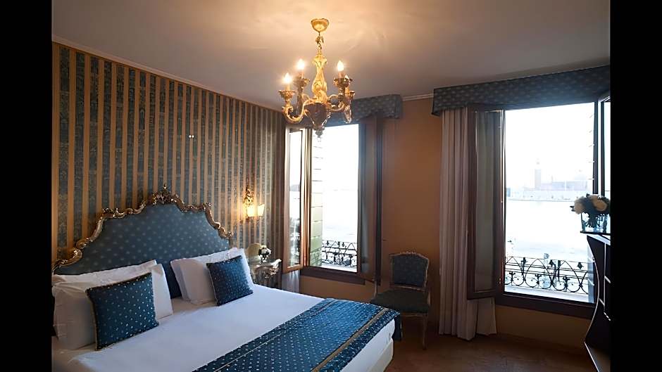 Foto 1 daripada 5 — Superior 2 Double Beds, Lagoon View