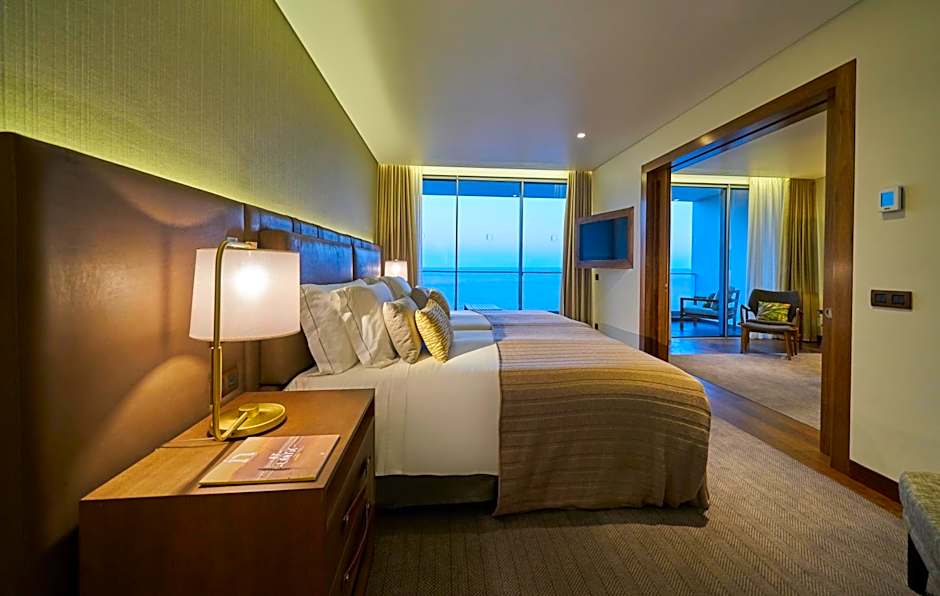 Les Suites at Cliff Bay Portobay