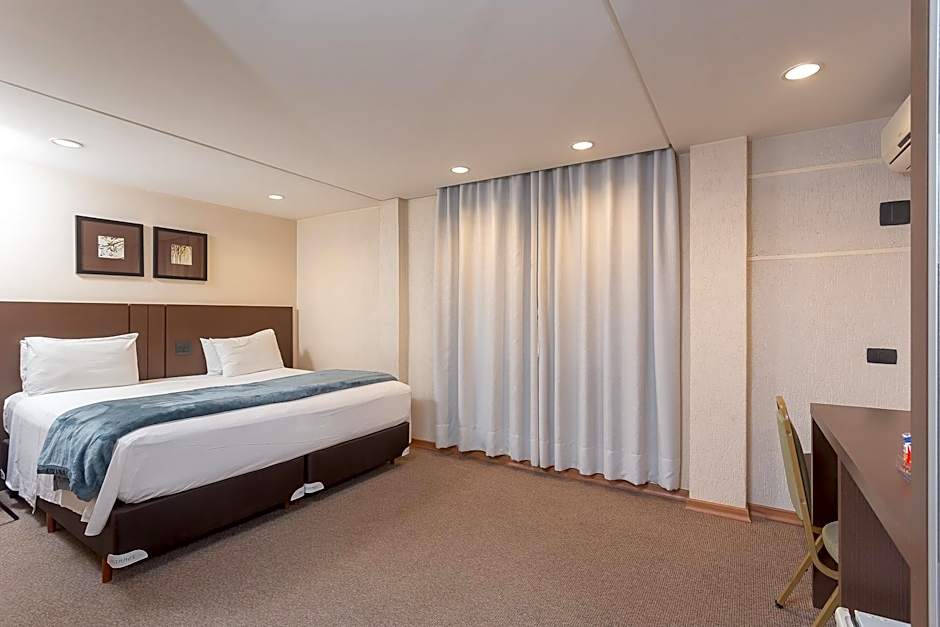 Roochelle Hotel by Nobile