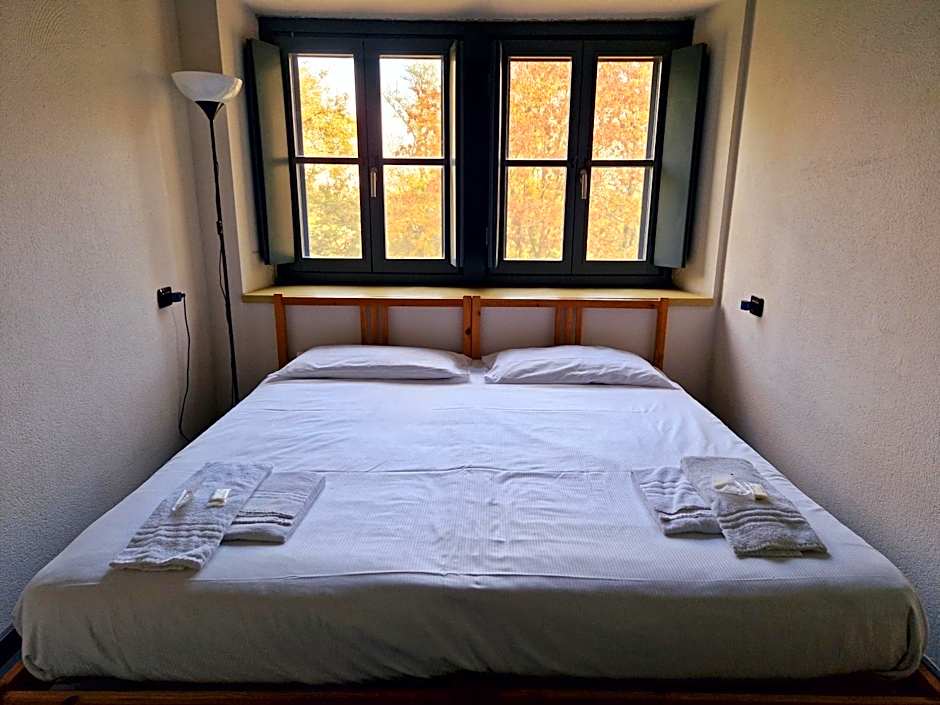 B&B e Ostello, Parco di Monza, CASCINA COSTA ALTA