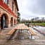 Château Fourclins Domaine privatif 16 personnes Parc & Bassin naturel Proche Toulouse
