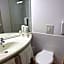 Brit Hotel Confort Montauban