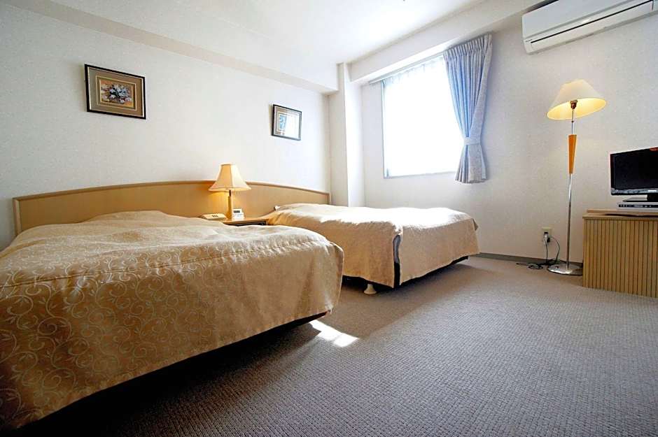 Royal Inn Mito - Formerly Hotel Trend Mito