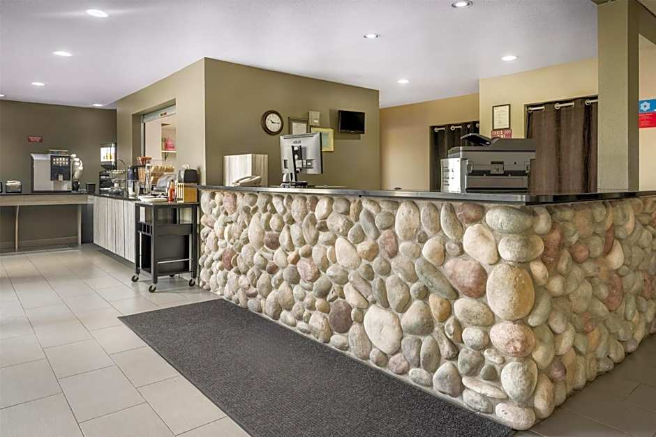 SureStay Plus Hotel by Best Western Lethbridge