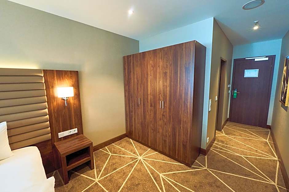 Puzzle Hotel Airport Frankfurt