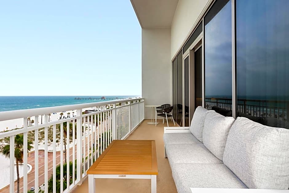 The Hiatus Clearwater Beach, Curio Collection by Hilton