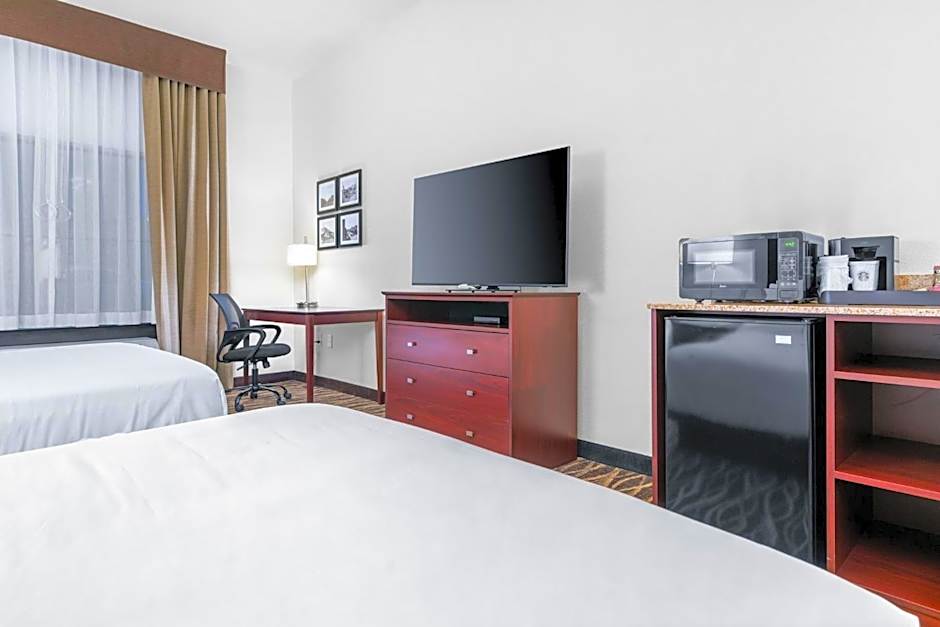 Cobblestone Hotel & Suites - Lynden