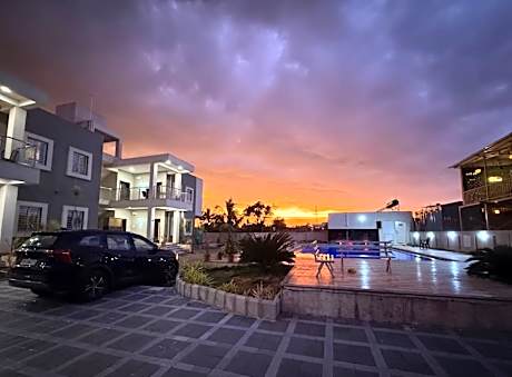 Hotel Rajadhiraj