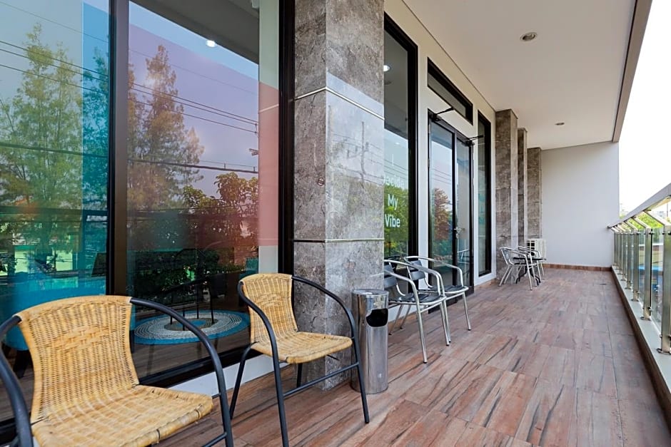 Sans Hotel Rajawali Surabaya by RedDoorz