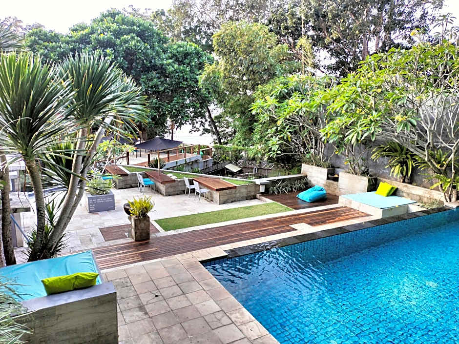 JavaCove Beach Hotel