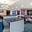 La Quinta Inn & Suites by Wyndham New Cumberland Harrisburg