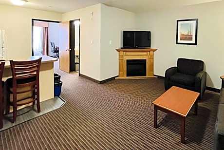 King Room with Sofa Bed and Full Kitchen - Non-Smoking