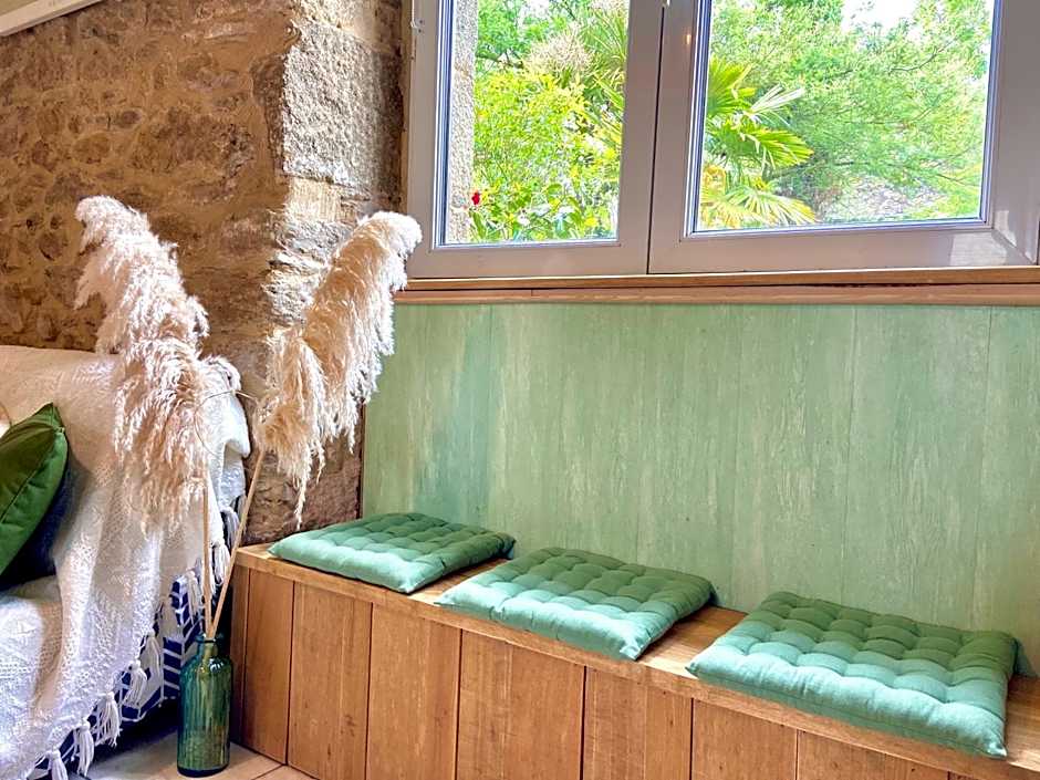 Chambres d'Hôtes du Manoir du Haut Salmon