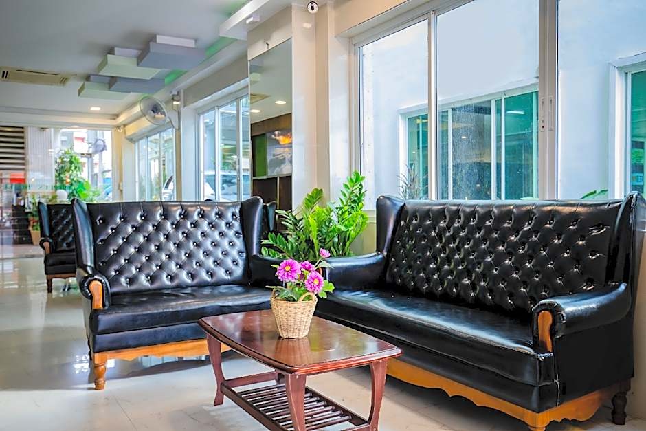 Addplus Hotel & Spa