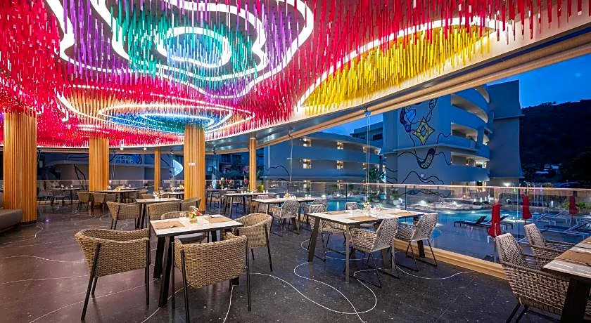 Metadee Concept Hotel