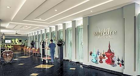 Mercure Yangon Kaba Aye